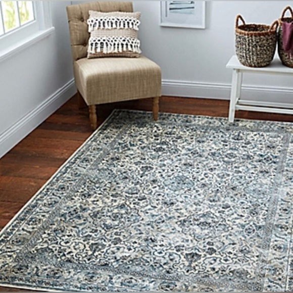 Brand New Rug - Picture 2 of 2